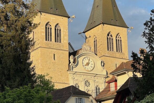 church of st leodegar hofkirche lucerne twin towers IMG 1208